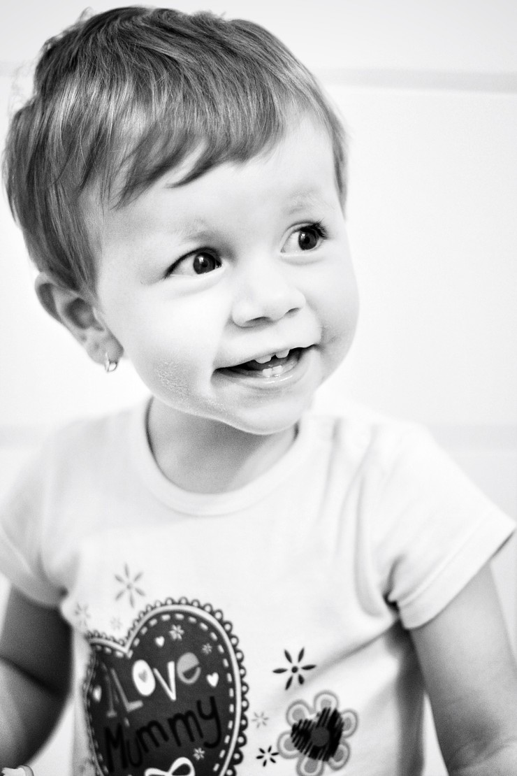 "ďalší super deň pred nami, tešíš sa, mami?"  ;)