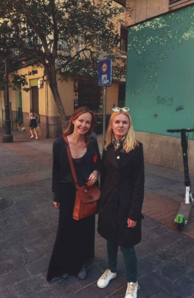 Mama, ožeň ma - sestra zvárača Tomáša Ariko so Sharon (3)