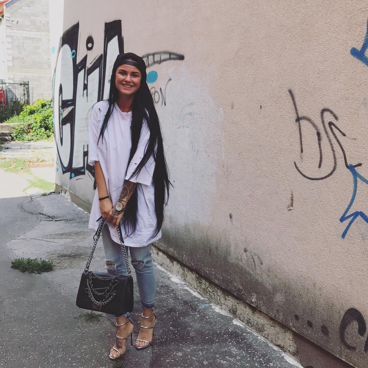 Levičanka Mirka a jej outfity