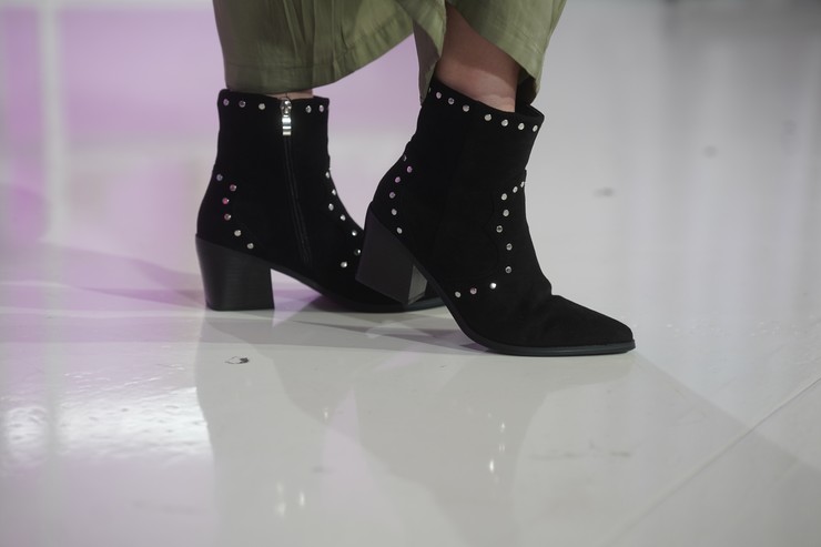 Nákupné maniačky: téma Satén - Andrea