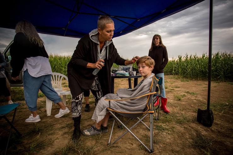 Prázdniny - Markus Filipko pri kukurici