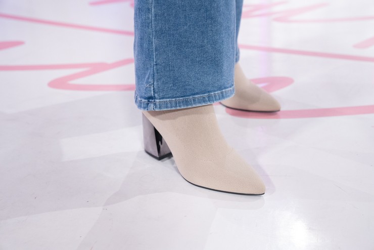 Nákupné maniačky: téma Zahalená až po krk - Sylvia