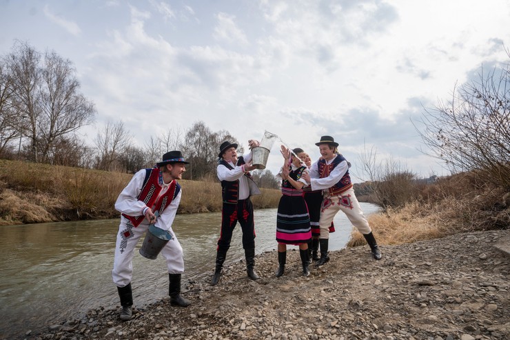 Veľká noc s hercami z Hranice