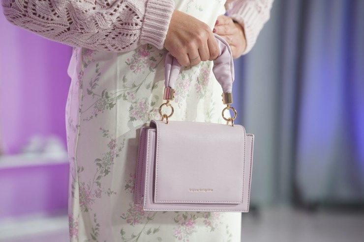 Nákupné maniačky: téma Satén - Barbora