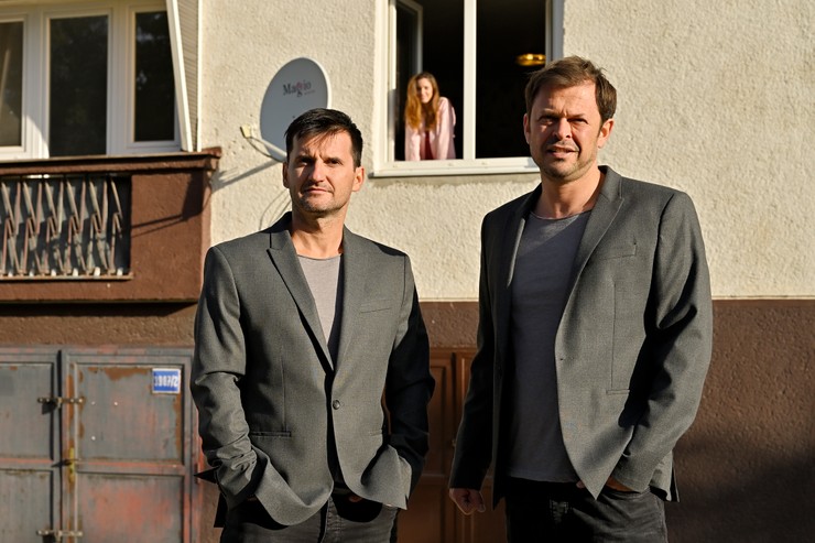 Nový život - Alexander Bárta s kaskadérom 