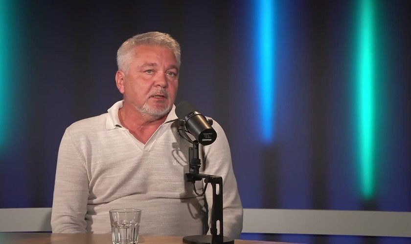 V pozadí úspechu - Peter Šurín