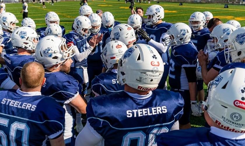 Nitra titul neobháji. O Czech Bowl zabojujú Steelers a Gladiators