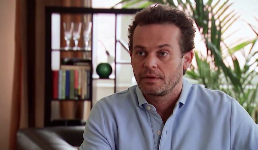 Miškina „óperka“ je ako zo zlého sna: Okuliare, výraz gestapáka a fúziky nad perou!