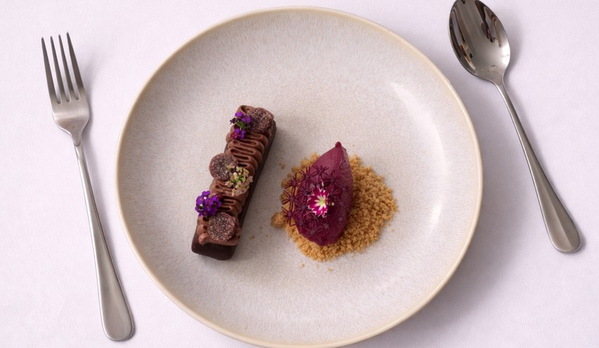 Čokoládová truhlička, mousse, čerešňa