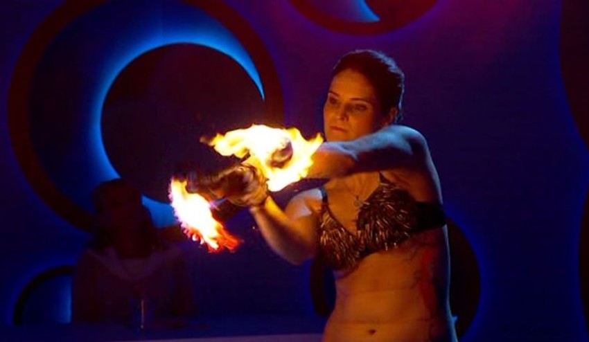 Pódium rozpálila sexi ohnivým tancom: Jej povolanie však zmietlo aj moderátora!