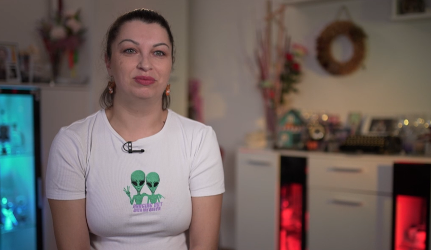 Povedali by ste na Vlastu, že má dospelú dcéru? Mamou sa stala ešte, keď bola dieťa!