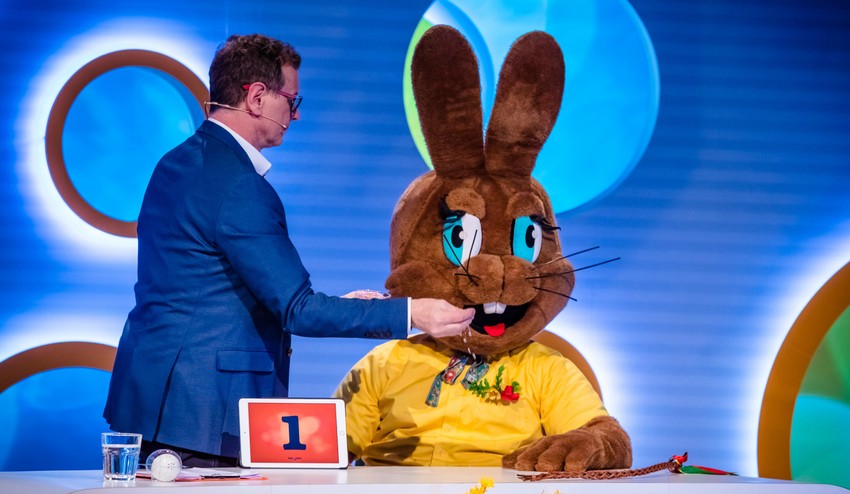 Do Inkognita zavíta veľkonočné prekvapenie: Neuhádnete, kto sa skrýva za maskou zajaca!