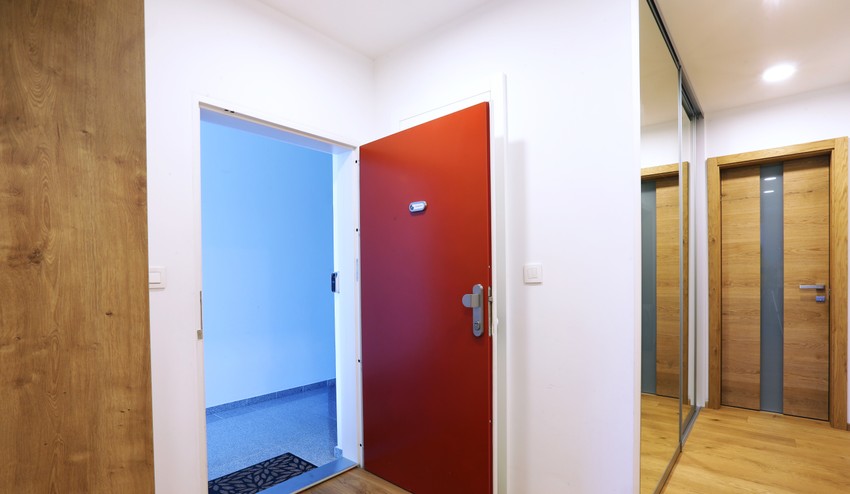 Ako vybrať bezpečnostné dvere? Nechajte si poradiť od expertov na bezpečnosť!