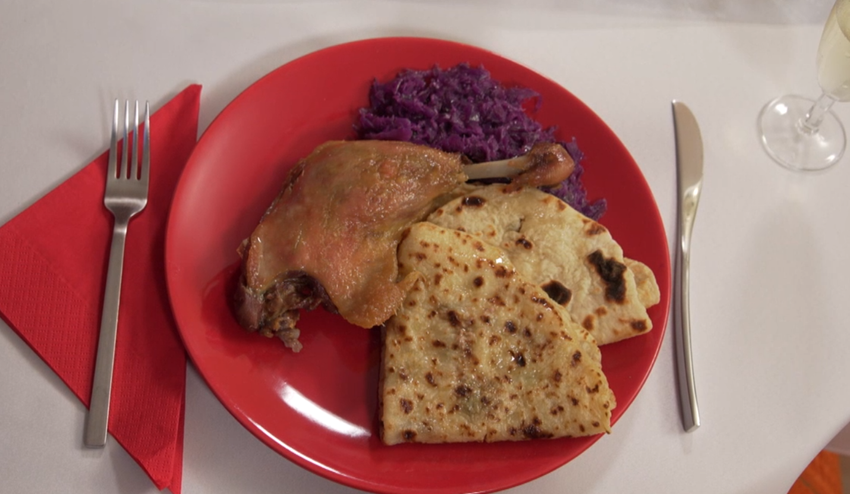 Hlavné jedlo: Hnedá, červená a žltá