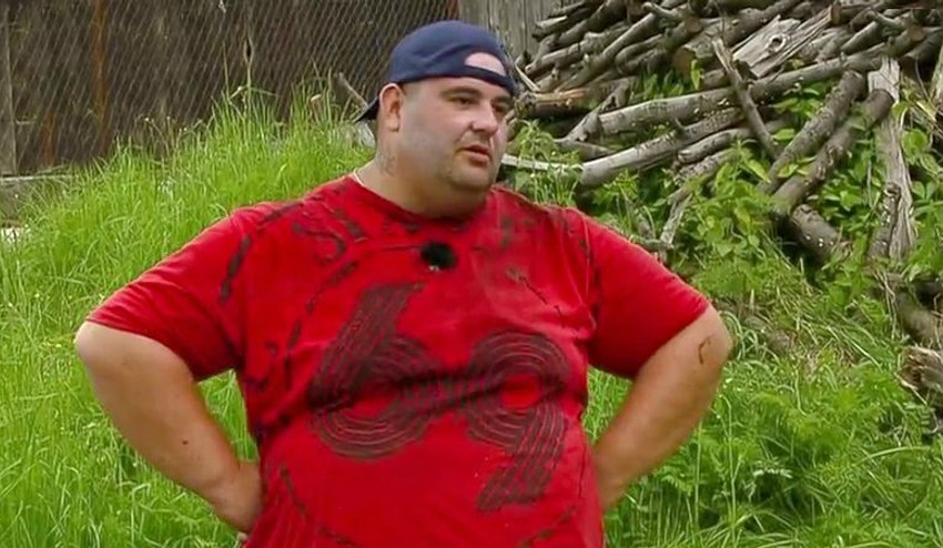 Peter prizná drogovú minulosť a stratí nervy: „Nakopem vás do papule!“