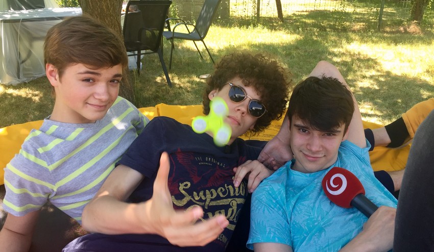 NAŠI chalani si podali fidget spinner: Pozrite sa na ich špeciálne triky!