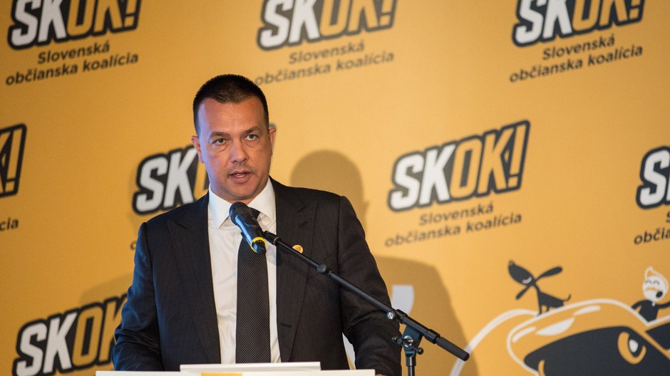 coverkomentár_Juraj Miškov.jpg