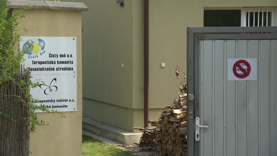 Kauza Čistý deň: Matka údajne znásilnenej Rebeky sa cíti oklamaná185