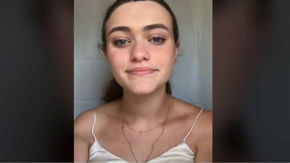 Emma, vlasy