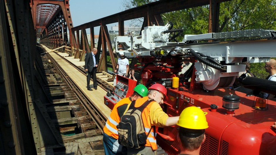 Starý most v oprave, Bratislava