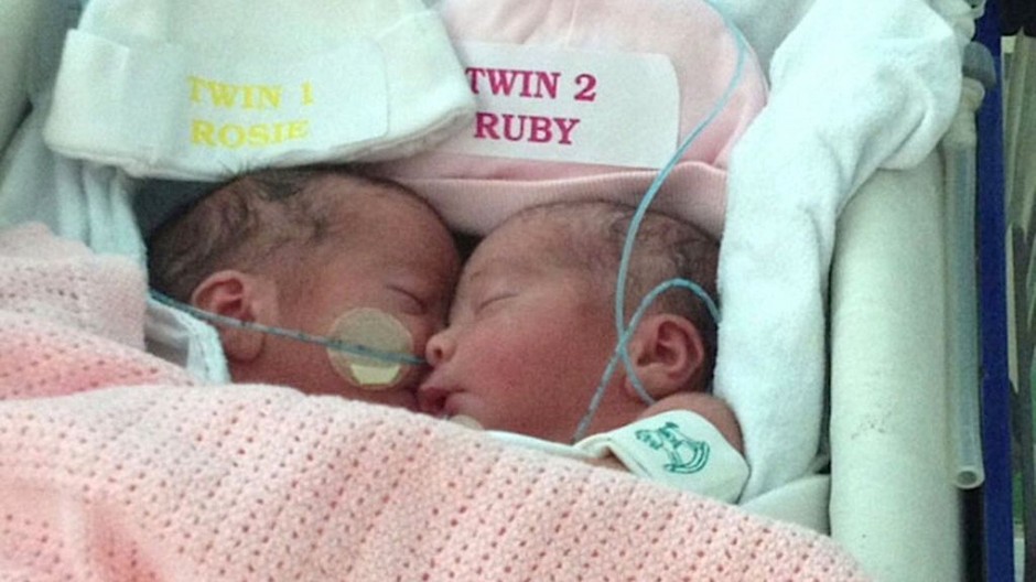 dvojičky Ruby a Rosie