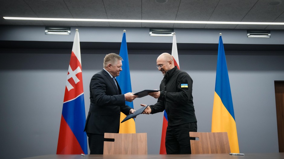 Robert Fico Denys Šmyhal stretnutie Užhorod (15)