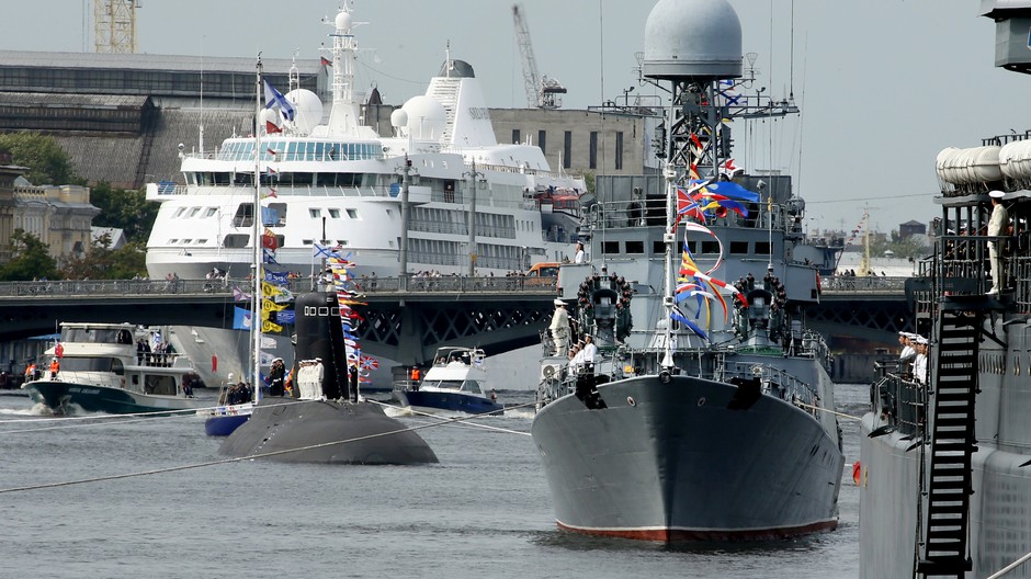 loď a ponorka/ilustračná foto