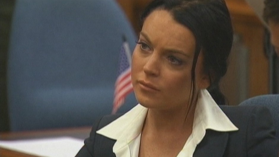 lindsay lohan na sude, tvar