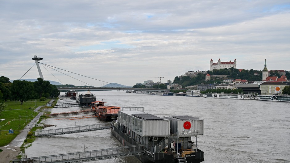 zvysena_hladina_dunaj_7048422