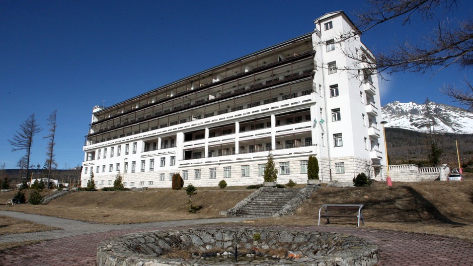 Nová Polianka - vojenská liečebňa vo Vysokých Tatrách