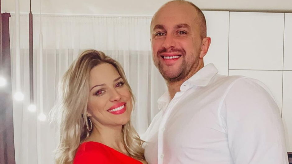 Eva Perkausová so snúbencom