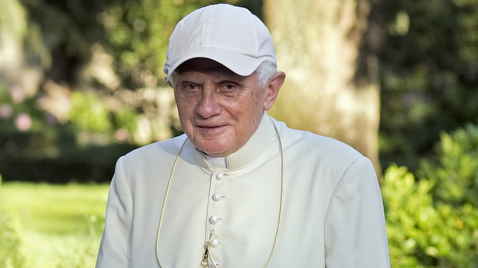 papez benedikt xvi. v siltovke, usmev