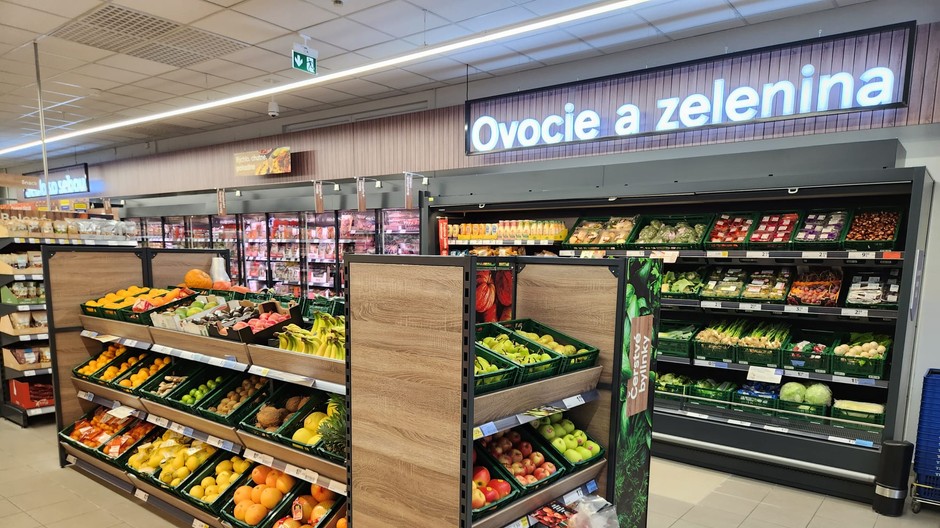 TESCO EXPRES KOMARNICKA BRATISLAVA 1