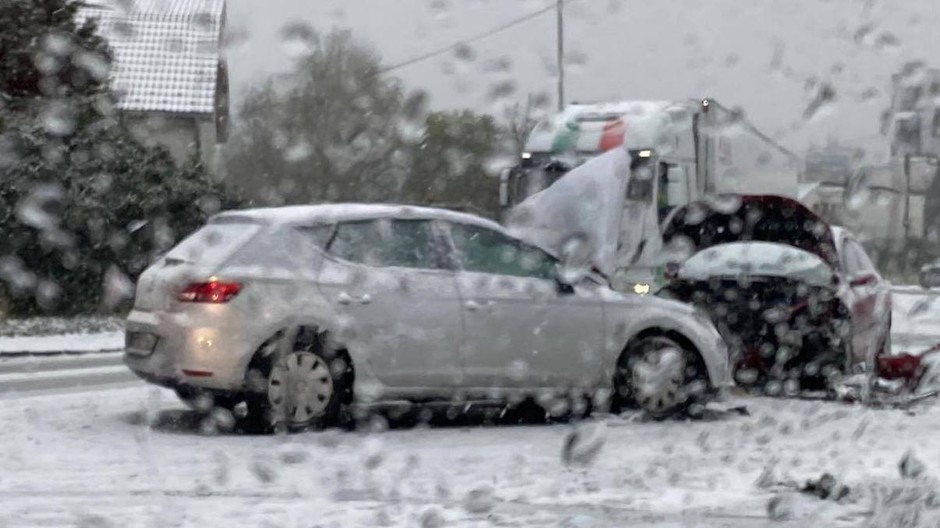 Nehoda_prvýkrát nasnežilo