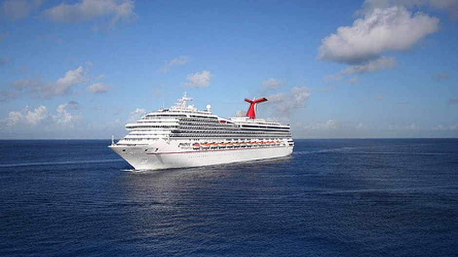 Ilustračná snímka veľkej bielej lode