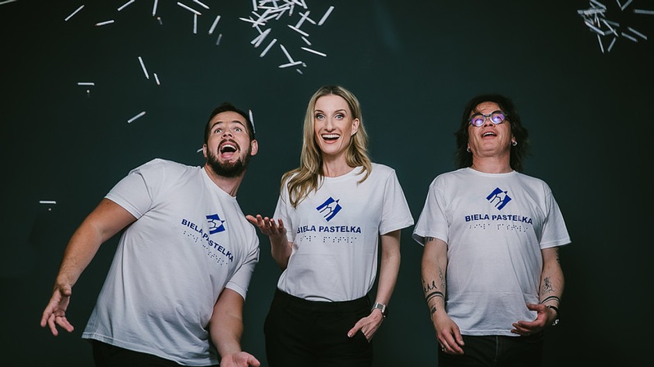 Foto uvod_ambasadori_UNSS_eva amzler