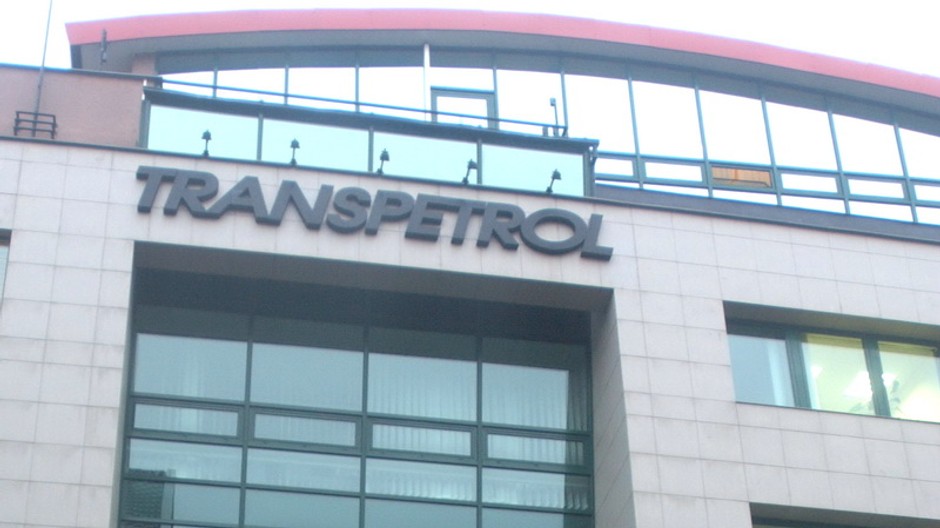 transpetrol budova napis