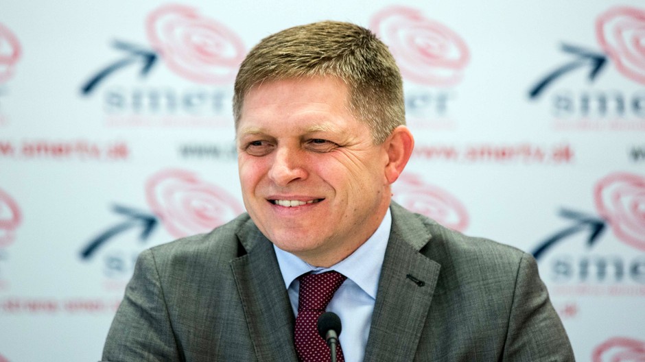 Róbert Fico sa smeje