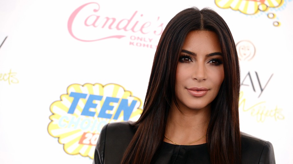 Kim Kardashian  detail tváre