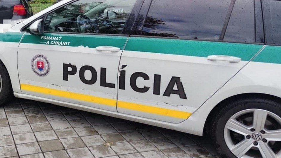 Policajné auto
