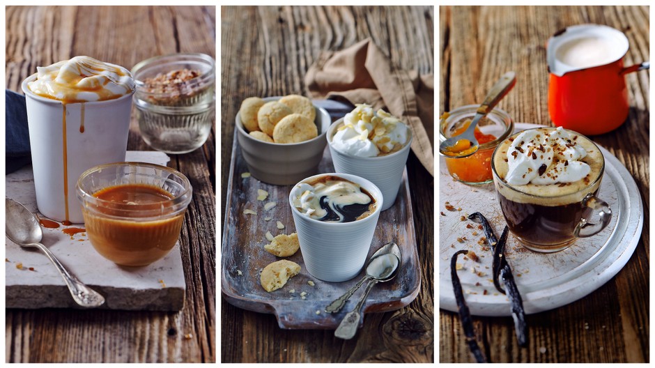 Bav sa kávou Jacobs 1