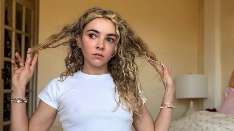 Molly Stone 