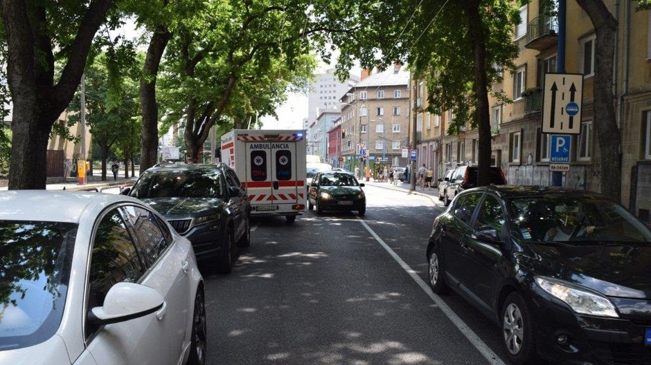 nehoda na Miletičovej ulici