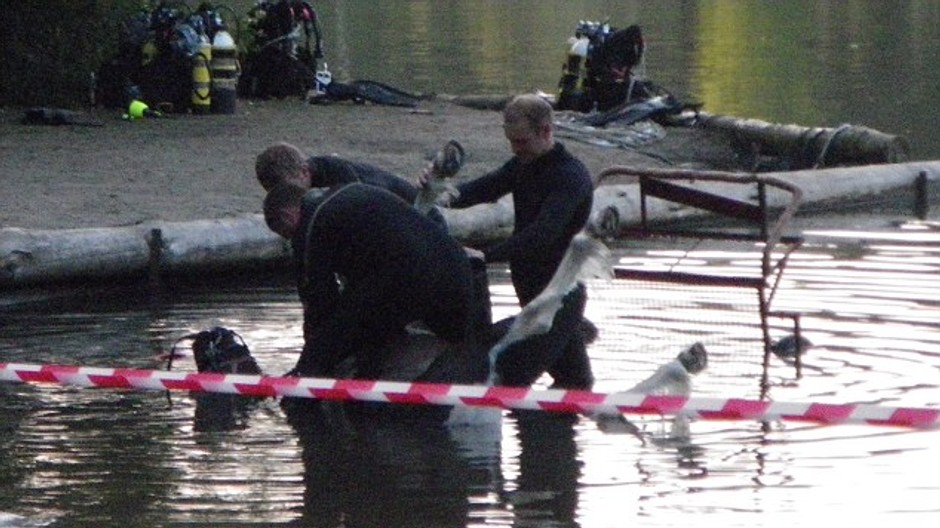 Rómski gang utopil poníka 1