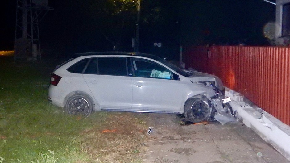 zlodej havaroval (cropped)