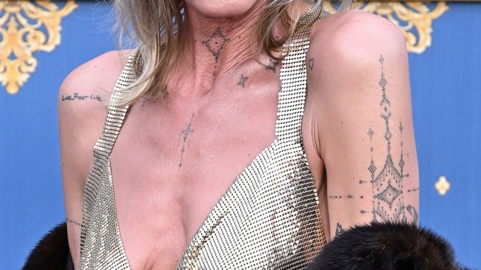 Eliza Coupe