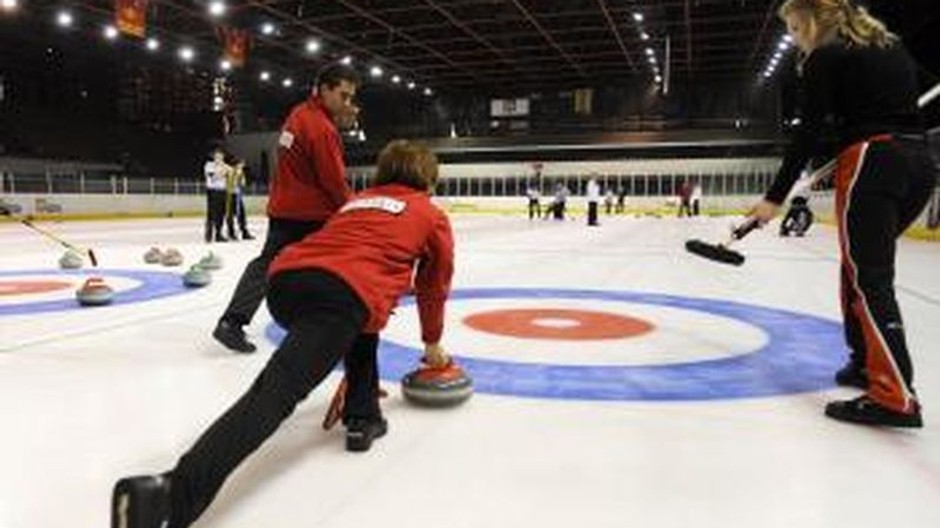 curling