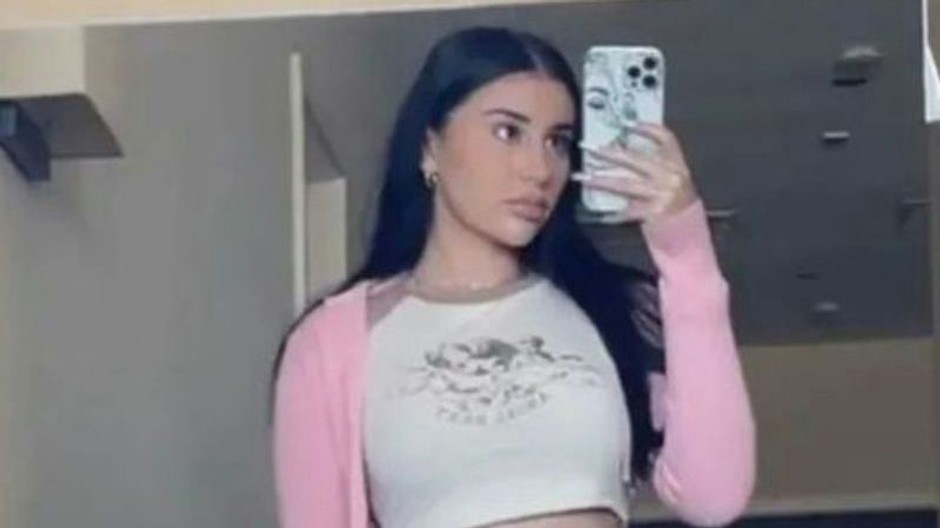 Mikaela Testa 