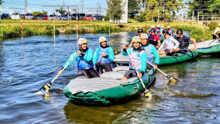 Mistral raft