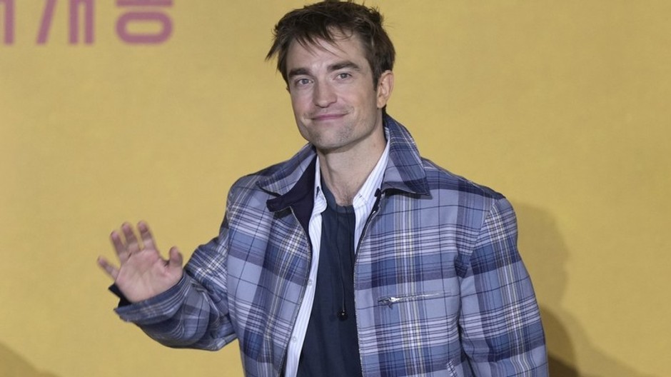 Robert Pattinson